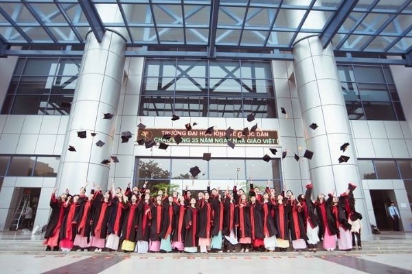 các trường đào tạo ngành Thương mại điện tử