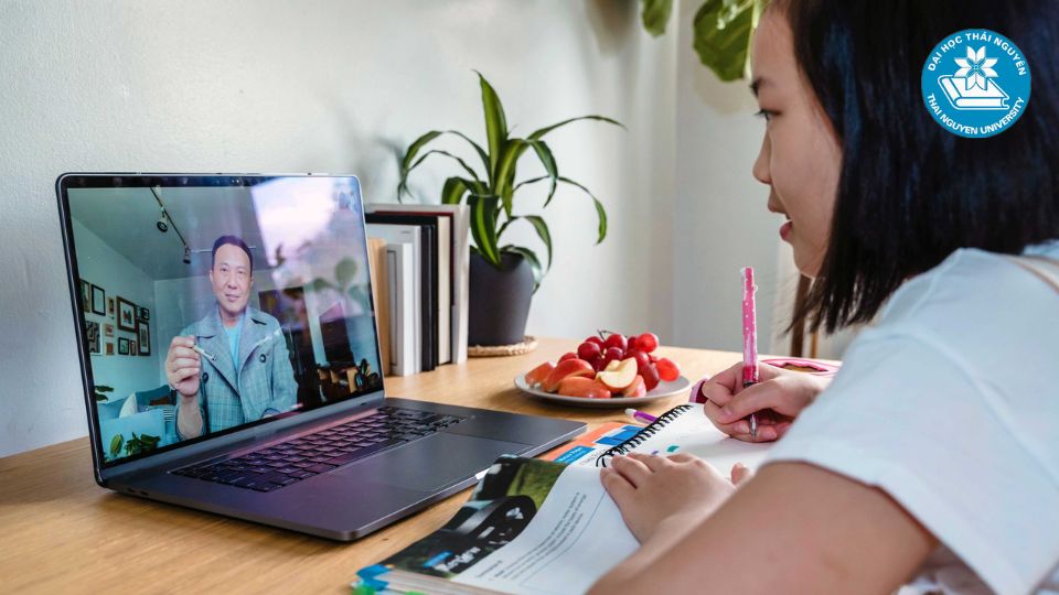 Đại học từ xa là gì?