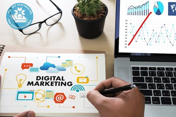 nganh hoc digital marketing