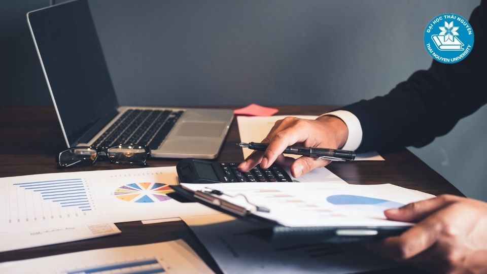 Học kế toán có khó không?