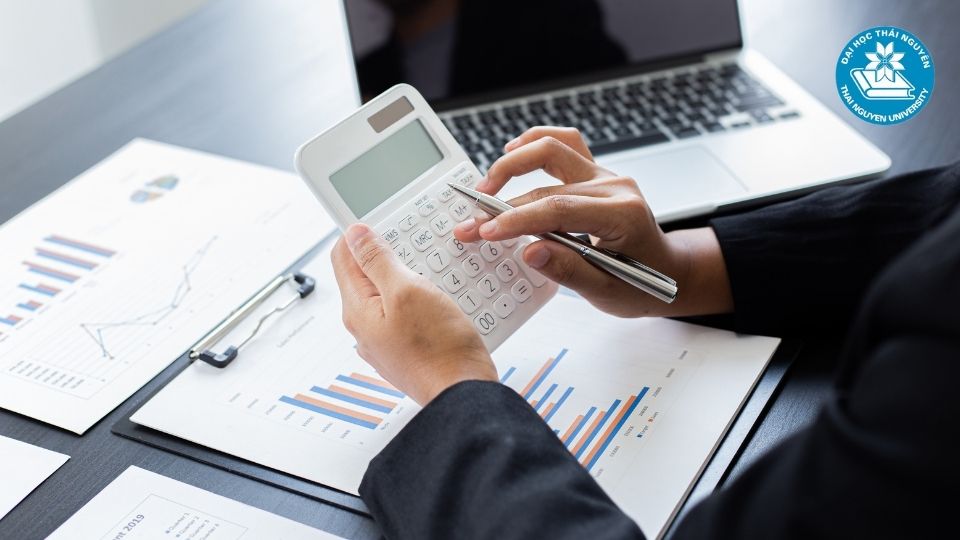Nên theo học ngành kế toán hệ đào tạo từ xa?