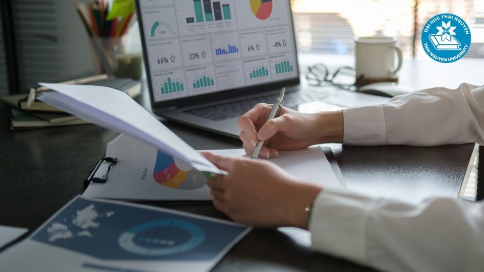 Ngành Quản trị kinh doanh học gì?