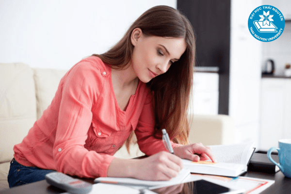 nganh quan tri marketing hoc truong nao 