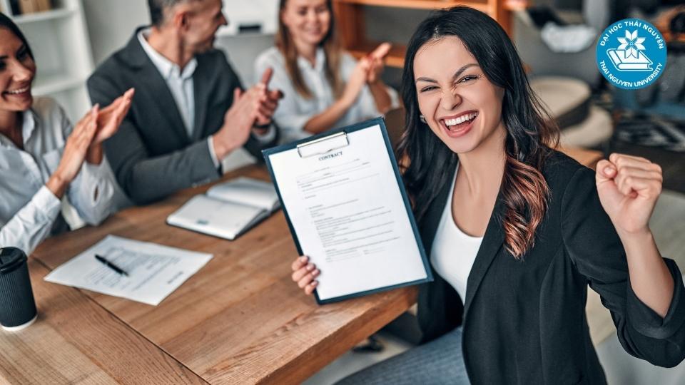 Gợi ý công việc phù hợp cho nữ trong quản trị kinh doanh