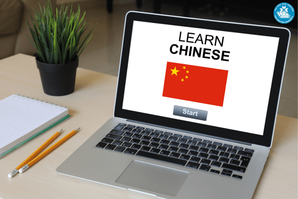 Ngôn ngữ trung hệ vừa học vừa làm là gì?