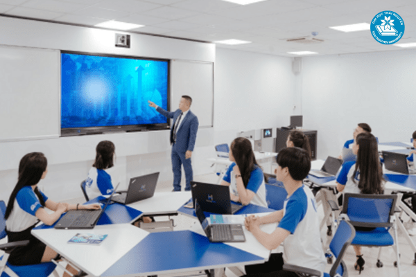 Điều kiện cần để học chương trình đại học từ xa công nghệ thông tin