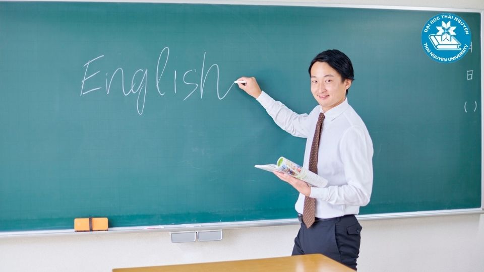 Tại sao học đại học trực tuyến ngành ngôn ngữ Anh là xu hướng tất yếu