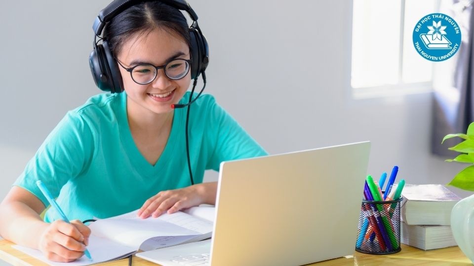 Tiêu chí chọn các trường có hệ đào tạo từ xa