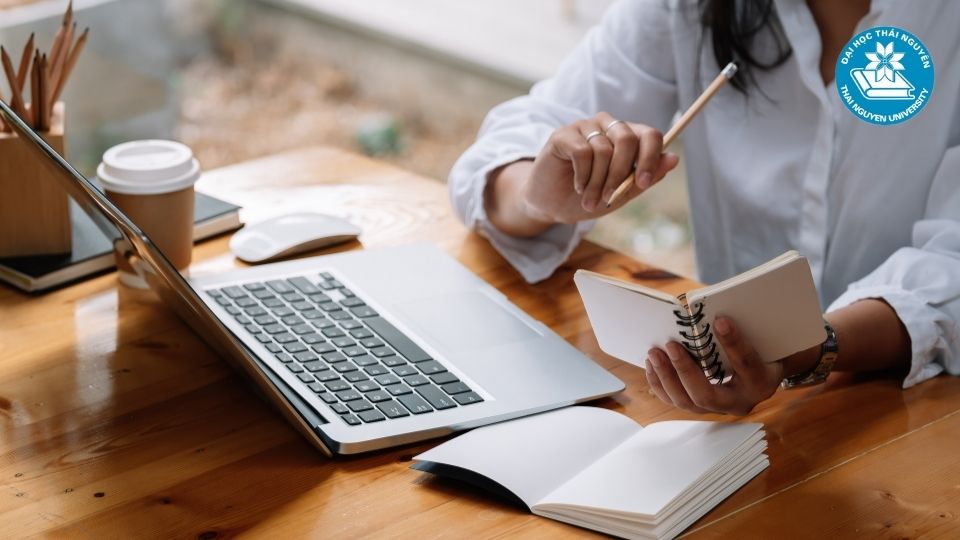 Chương trình Đại học từ xa ngành ngôn ngữ Anh tại TNU 