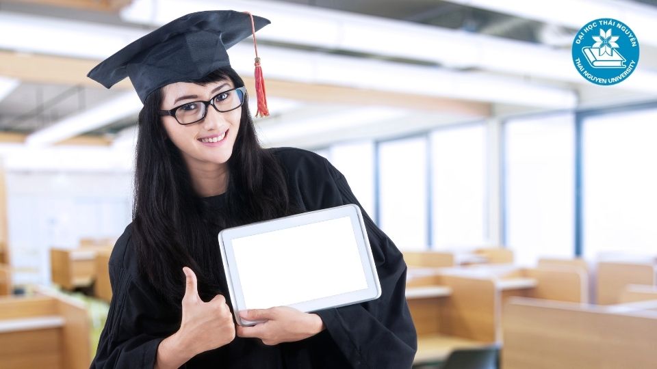 Học văn bằng 2 mất mấy năm và những yếu tố ảnh hưởng