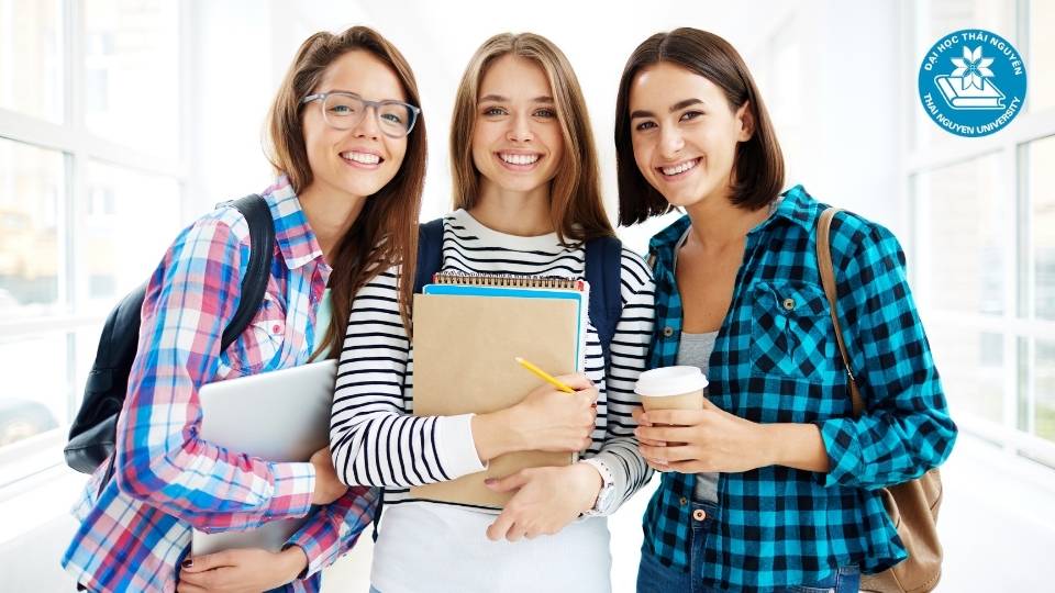 Vì sao liên thông đại học Online trở thành "cơn sốt"?