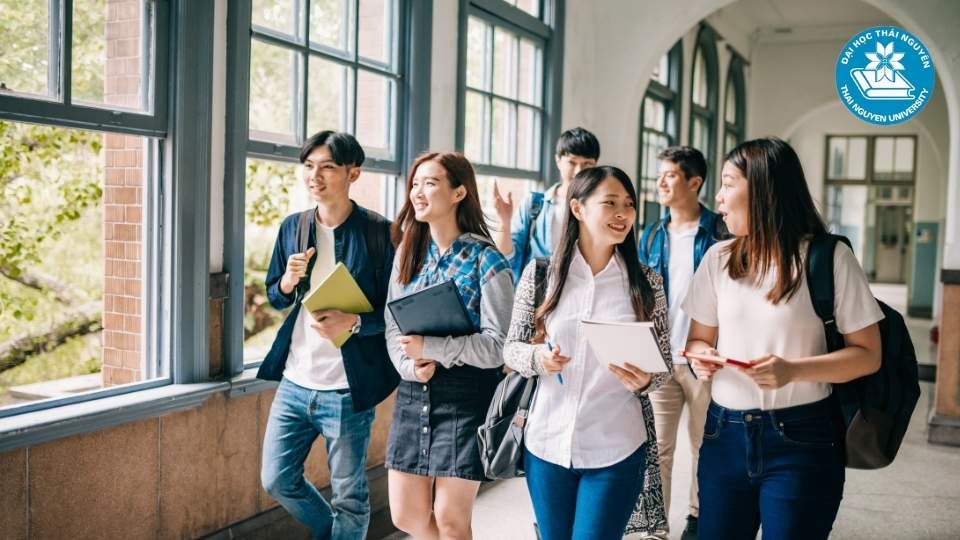 Có nên liên thông đại học hệ từ xa không? 