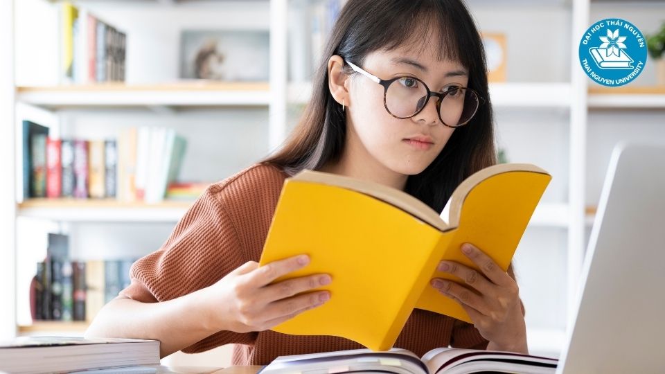 Ai nên học văn bằng 2?