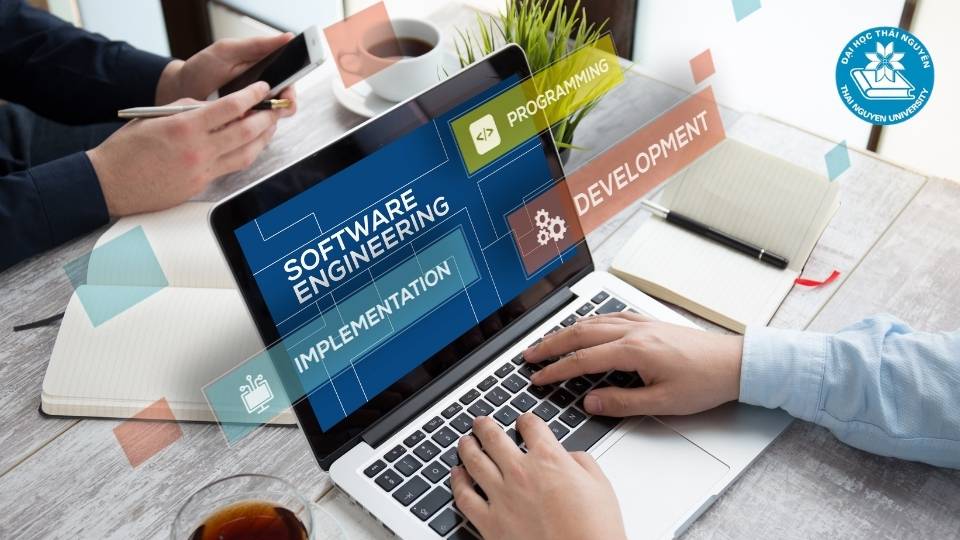 Vì sao nên học văn bằng 2 Công nghệ thông tin online?