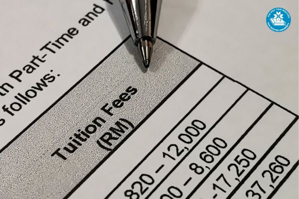 Học phí ngành Ngôn ngữ Trung là bao nhiêu?